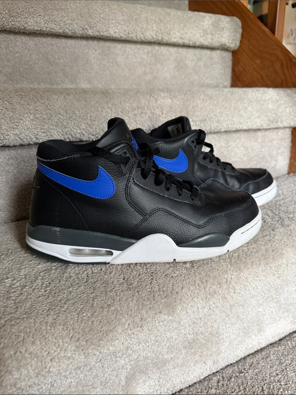 Nike men mid